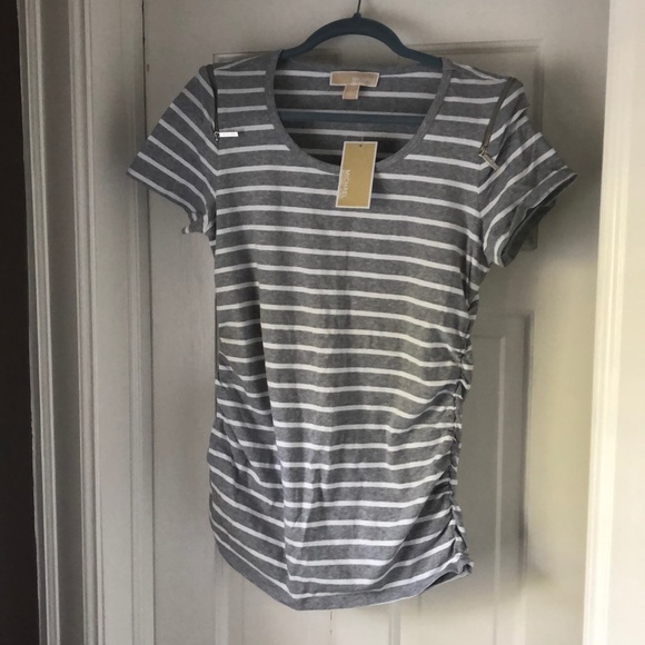 Michael Kors Tops - Michael Kors ladies T-shirt Michael Kors Tops - Michael Kors ladies T-shirt